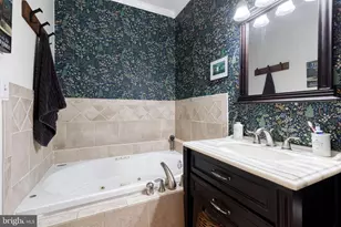 235 S Robinson St, Baltimore, MD 21224 - Photo 12