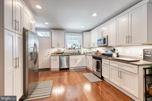 8 S Potomac St, Baltimore, MD 21224 - Photo 6