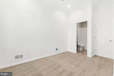 157 N Curley Street N, Baltimore, MD 21224 - Photo 12