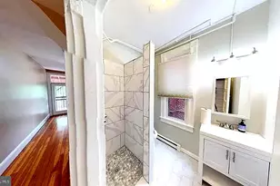 2522 N Calvert St, Baltimore, MD 21218 - Photo 10
