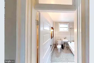2522 N Calvert Street, Baltimore, MD 21218 - Photo 6