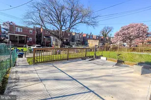 3915 Flowerton Rd, Baltimore, MD 21229 - Photo 14