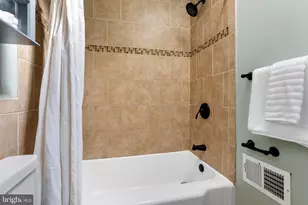 280 S Robinson St, Baltimore, MD 21224 - Photo 26
