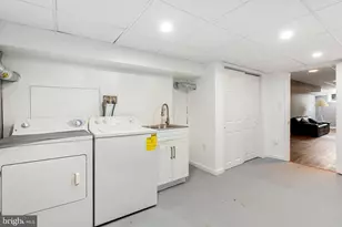 280 S Robinson St, Baltimore, MD 21224 - Photo 34