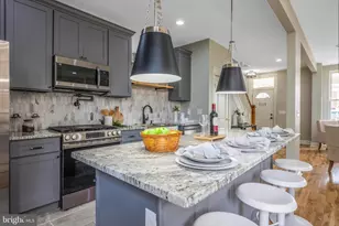 1621 E 32nd St, Baltimore, MD 21218 - Photo 6