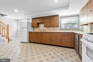 3572 Juneway, Baltimore, MD 21213 - Photo 8