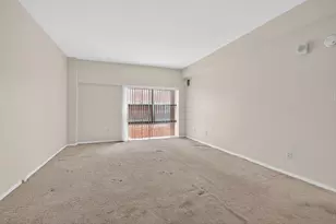 3601 Clarks Ln, Baltimore, MD 21215 - Photo 14