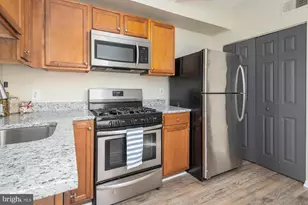 2444 Druid Hill Ave, Baltimore, MD 21217 - Photo 20