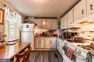 441 Roundview Rd, Baltimore, MD 21225 - Photo 8