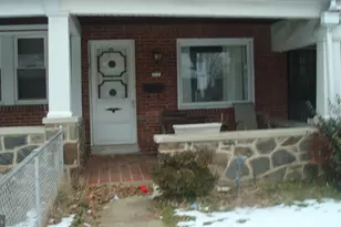 3902 Woodridge Rd, Baltimore, MD 21229 - Photo 2
