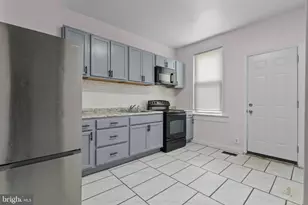 2722 Baker St, Baltimore, MD 21216 - Photo 14