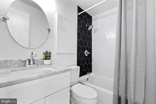 1825 S Hanover St, Baltimore, MD 21230 - Photo 14