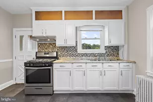 3700 Woodridge Rd, Baltimore, MD 21229 - Photo 8