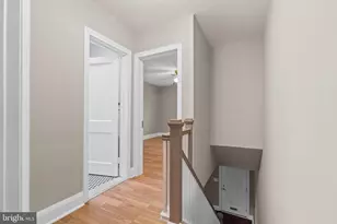 3700 Woodridge Rd, Baltimore, MD 21229 - Photo 10