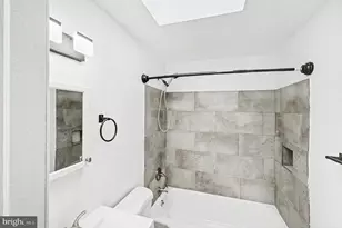 828 St Dunstans Rd, Baltimore, MD 21212 - Photo 14