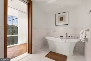 300 International Drive, Baltimore, MD 21202 - Photo 18
