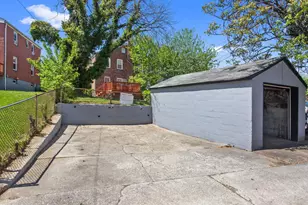 101 Upmanor Rd, Baltimore, MD 21229 - Photo 34
