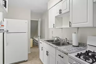 101 Upmanor Rd, Baltimore, MD 21229 - Photo 12