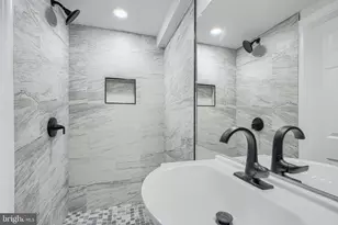 5725 Denwood Ave, Baltimore, MD 21206 - Photo 26