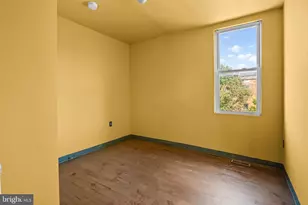 301 S Ann St, Baltimore, MD 21231 - Photo 16