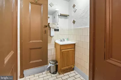 2112 Fleet Street, Baltimore, MD 21231 - Photo 14