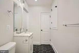 2229 Bank St, Baltimore, MD 21231 - Photo 18