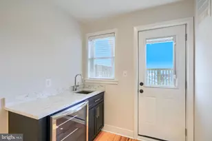 2229 Bank St, Baltimore, MD 21231 - Photo 38