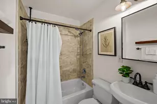 1435 Hull St, Baltimore, MD 21230 - Photo 24