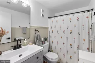 8 W Lee Street W, Baltimore, MD 21201 - Photo 26
