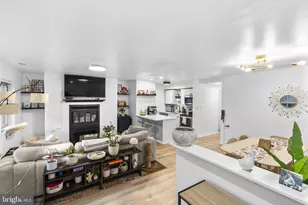 8 W Lee Street W, Baltimore, MD 21201 - Photo 4