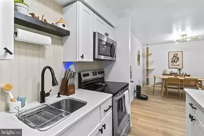 8 W Lee Street W #R69, Baltimore, MD 21201 - Photo 16