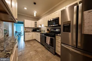 3127 O'Donnell St, Baltimore, MD 21224 - Photo 2