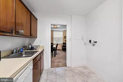 4401 Roland Avenue #110, Baltimore, MD 21210 - Photo 16