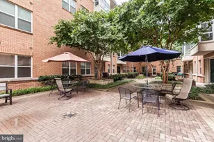 23 Pierside Dr, Baltimore, MD 21230 - Photo 10