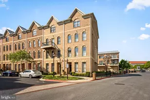 2618 Lighthouse Ln, Baltimore, MD 21224 - Photo 2