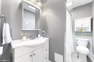 606 W 36th St, Baltimore, MD 21211 - Photo 34