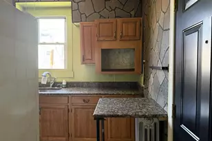 2802 Brighton St, Baltimore, MD 21216 - Photo 12