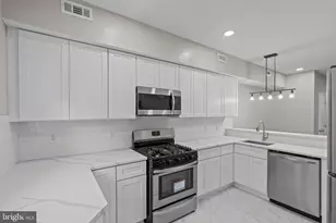 1525 W Pratt St, Baltimore, MD 21223 - Photo 8