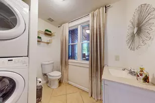 2431 Calvert Street N, Baltimore, MD 21218 - Photo 20