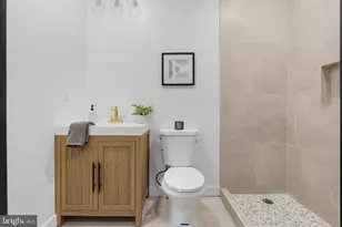 1802 E Lafayette Ave, Baltimore, MD 21213 - Photo 24