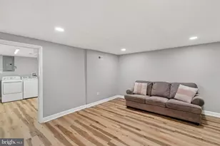 647 Charraway Rd, Baltimore, MD 21229 - Photo 34