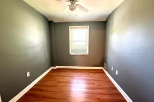 6142 Dunroming Rd, Baltimore, MD 21239 - Photo 10