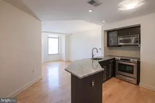 675 President St, Baltimore, MD 21202 - Photo 1