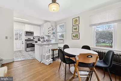 303 E Melrose Avenue, Baltimore, MD 21212 - Photo 6