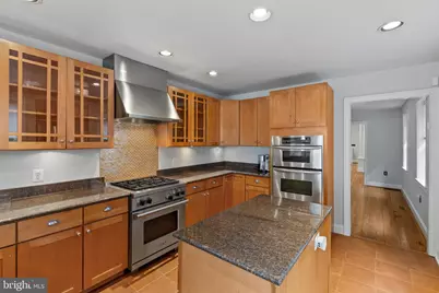 2038 E Pratt Street, Baltimore, MD 21231 - Photo 10