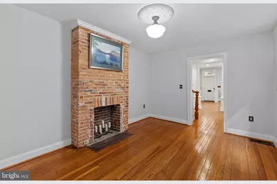 2038 E Pratt Street, Baltimore, MD 21231 - Photo 8