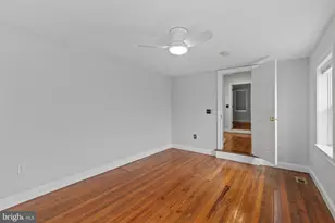 2038 E Pratt St, Baltimore, MD 21231 - Photo 22