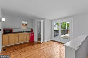 2038 E Pratt St, Baltimore, MD 21231 - Photo 32