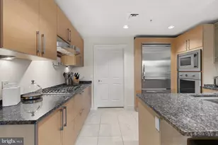 801 Key Hwy, Baltimore, MD 21230 - Photo 16