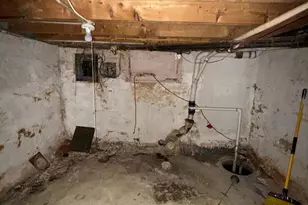 2002 Ramsay St, Baltimore, MD 21223 - Photo 12